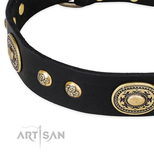 Stylish design full grain genuine leather collar for your lovely dog