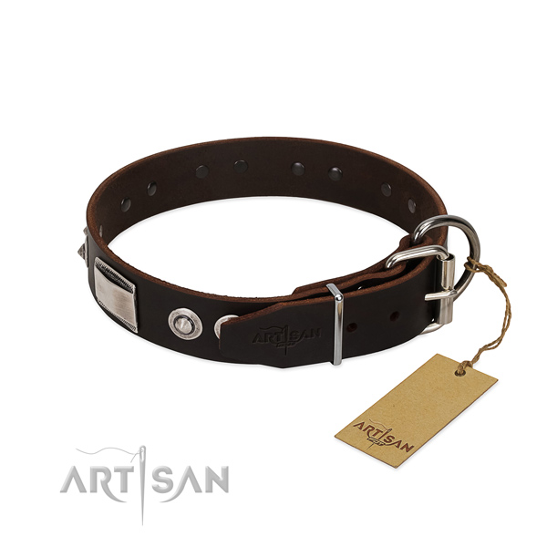 Top notch natural leather collar for your doggie