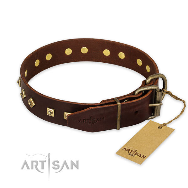 Rust resistant hardware on genuine leather collar for basic training your pet