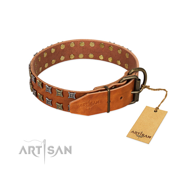 Reliable natural leather dog collar handcrafted for your canine